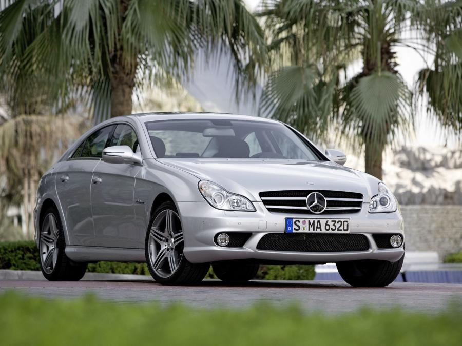  Mercedes-Benz CLS63 AMG 2008 года  (фото 14 из 17)